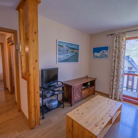 Apartamentos Formigal 公寓 *