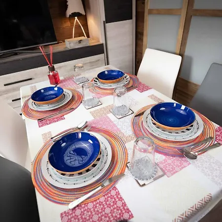 Apartamentos Formigal 福米加尔